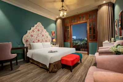 Chambre King avec vue sur le lac — Hanoi Morning Hotel